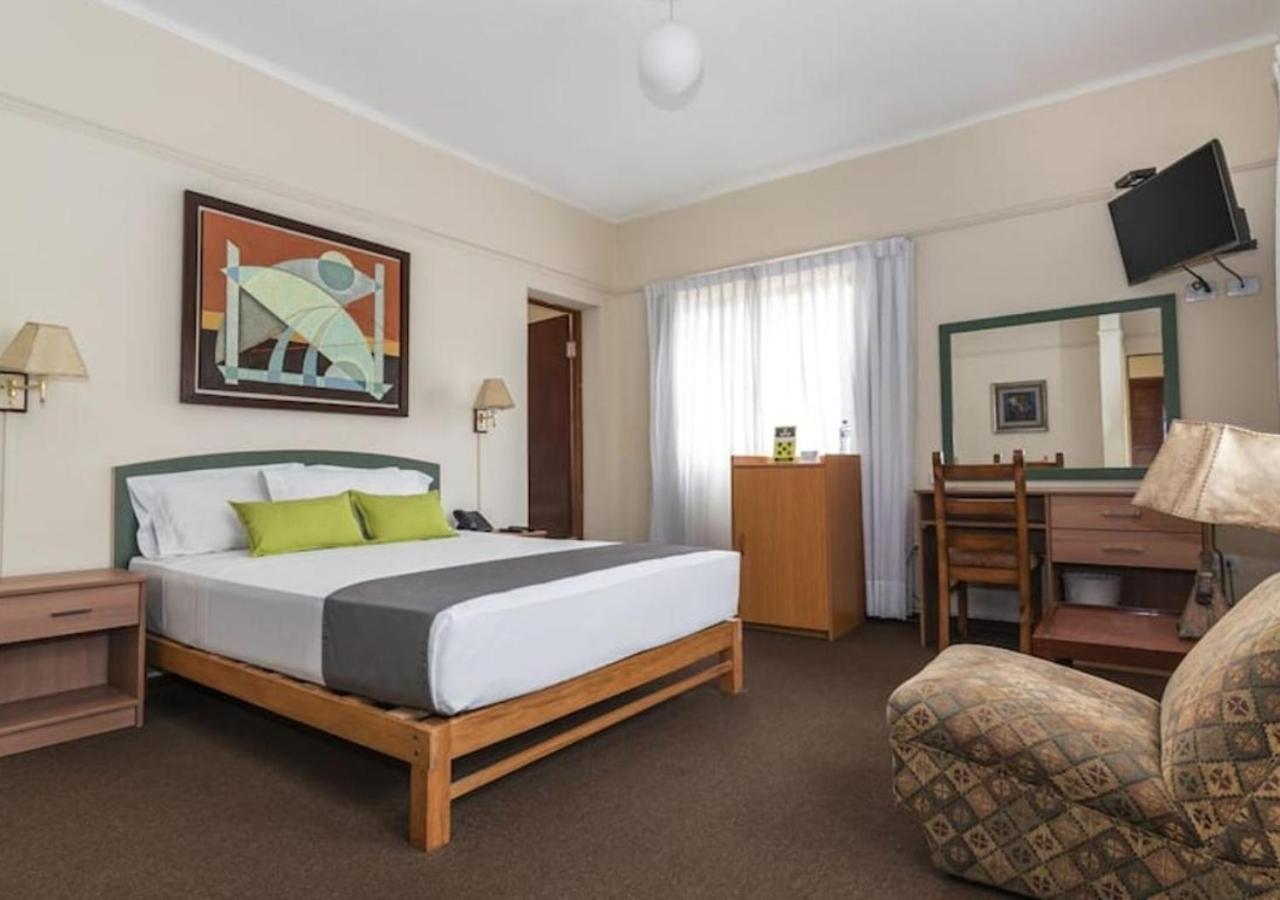 Hotel San Isidro Inn Lima Buitenkant foto