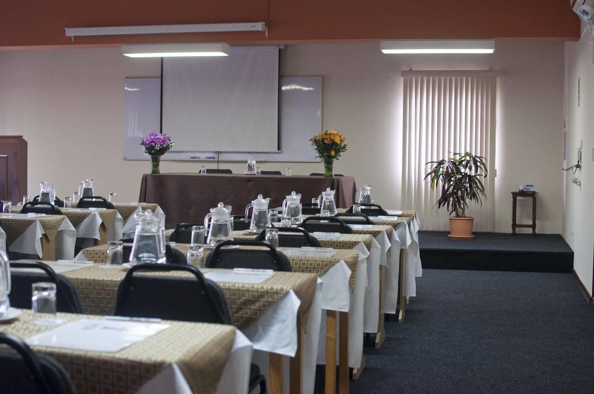 Hotel San Isidro Inn Lima Buitenkant foto